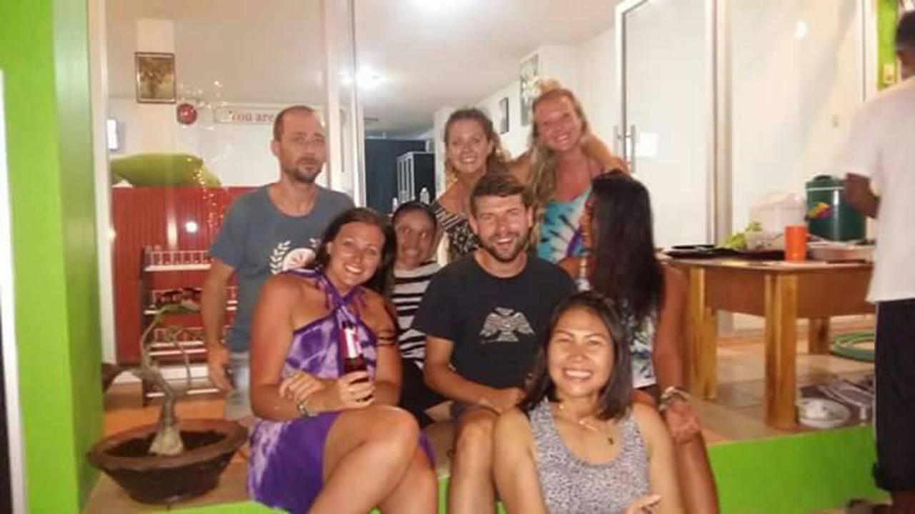 Fan Dee Hostel Koh Lanta Ngoại thất bức ảnh