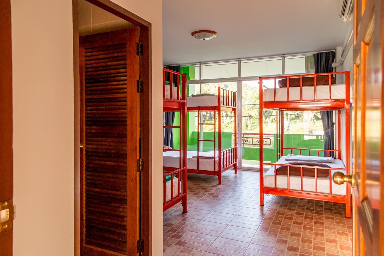 Fan Dee Hostel Koh Lanta Ngoại thất bức ảnh