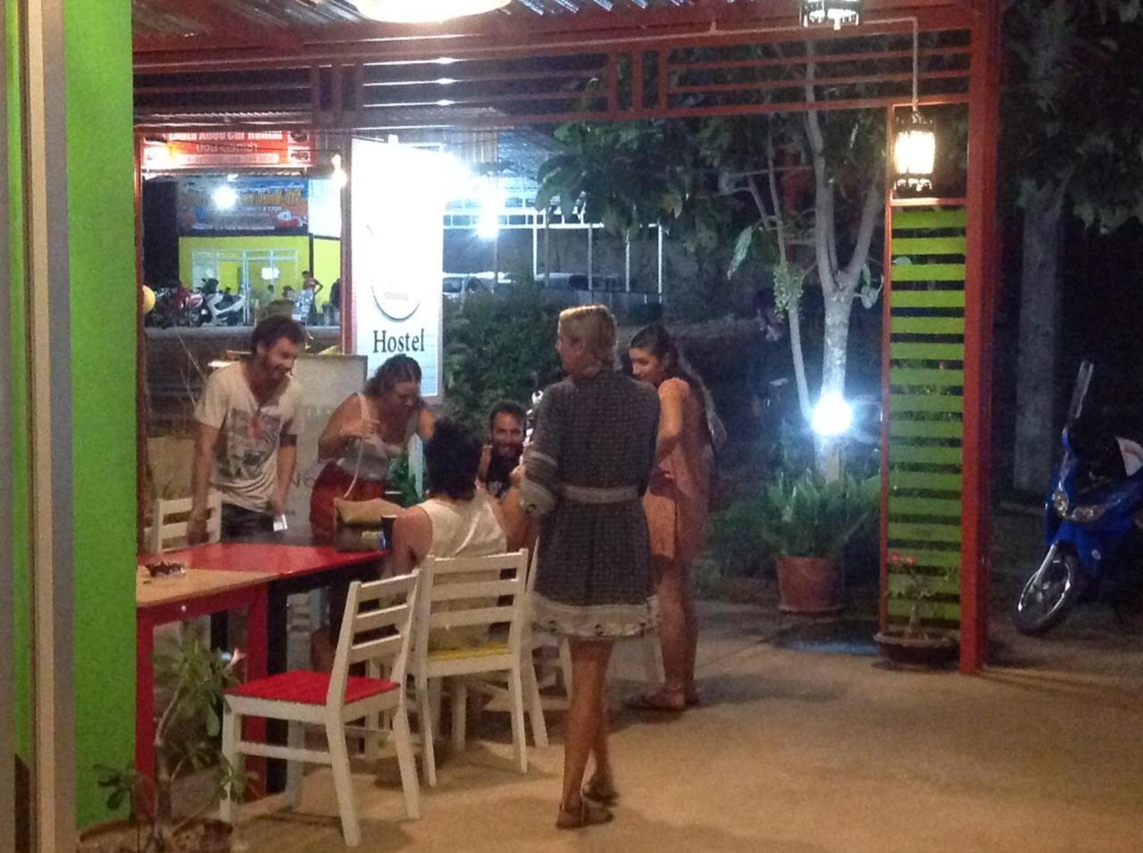 Fan Dee Hostel Koh Lanta Ngoại thất bức ảnh