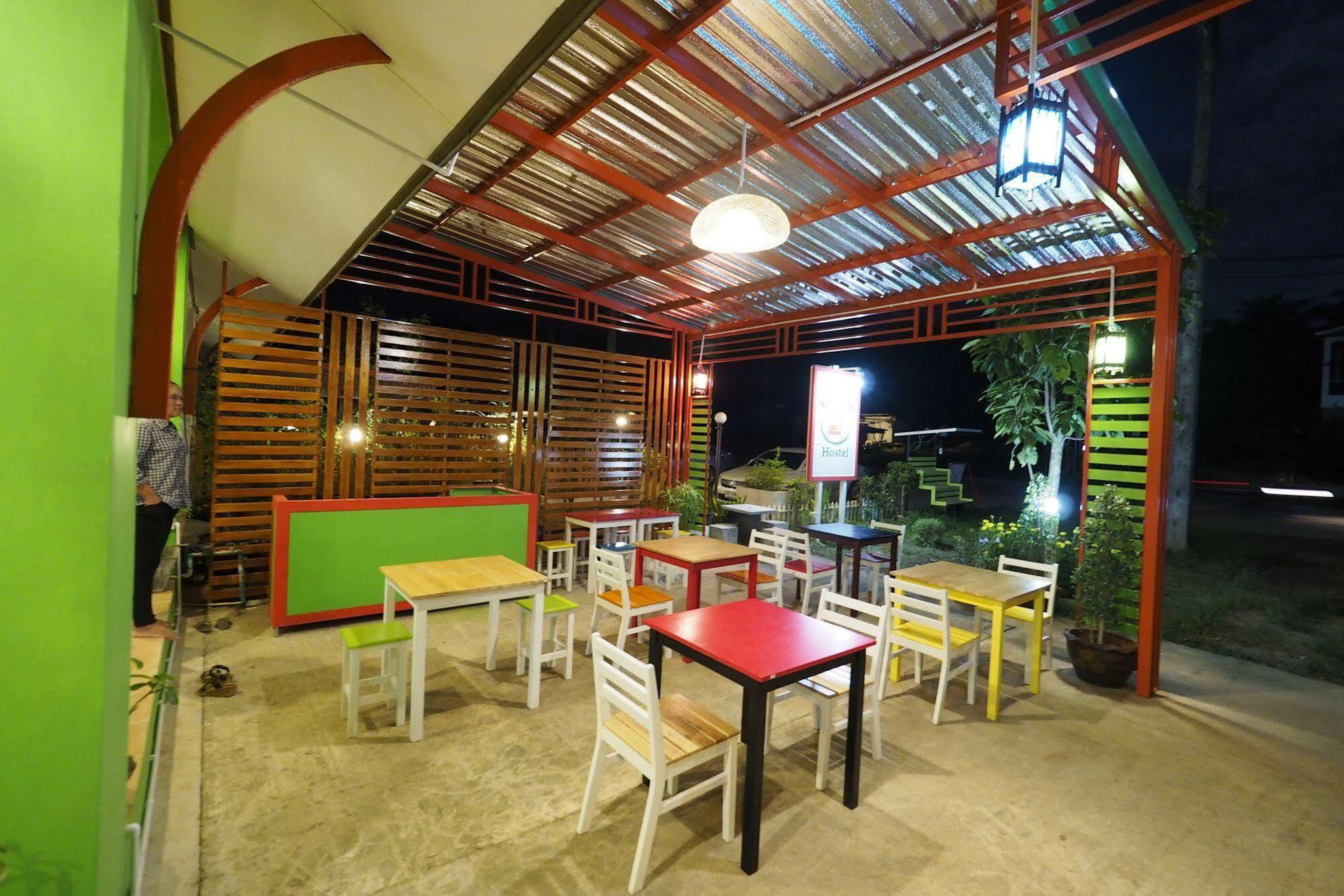 Fan Dee Hostel Koh Lanta Ngoại thất bức ảnh