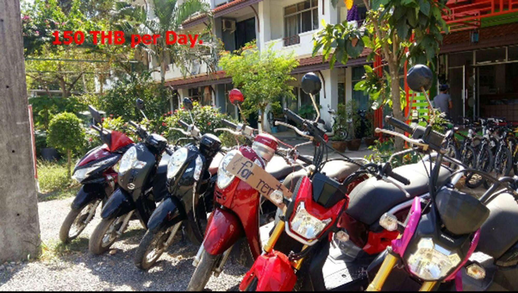 Fan Dee Hostel Koh Lanta Ngoại thất bức ảnh