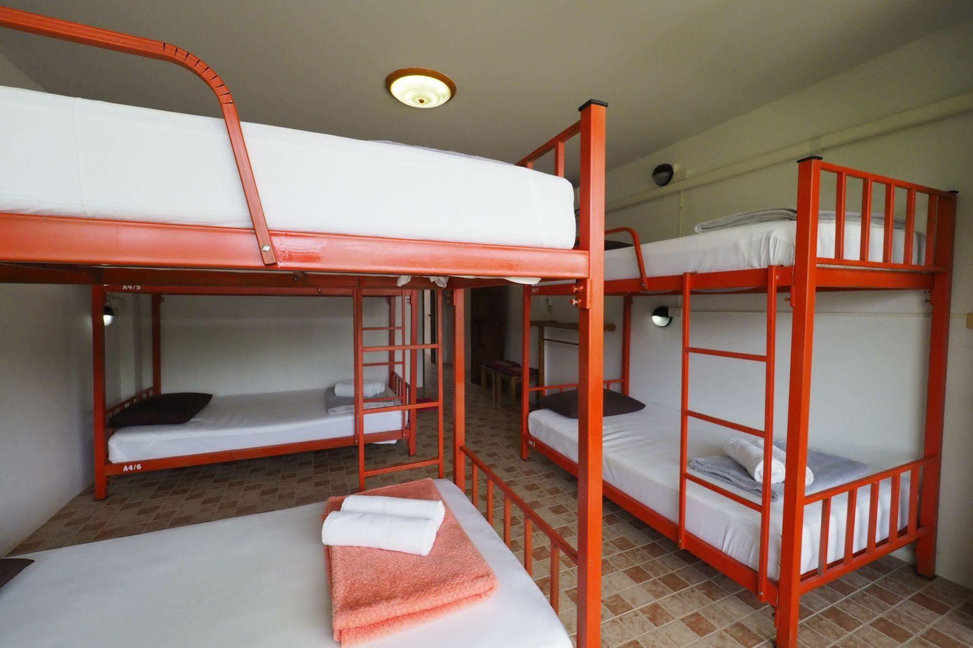 Fan Dee Hostel Koh Lanta Ngoại thất bức ảnh