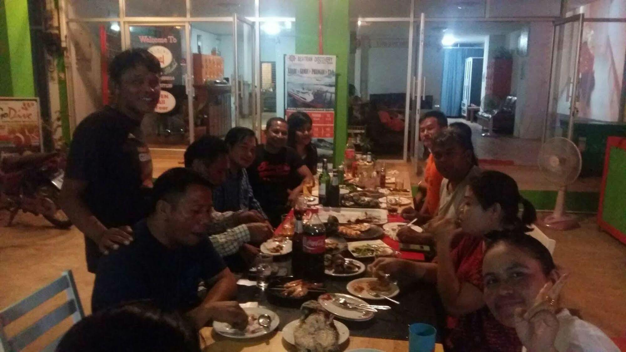 Fan Dee Hostel Koh Lanta Ngoại thất bức ảnh